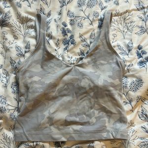 Lulu align tank size 2